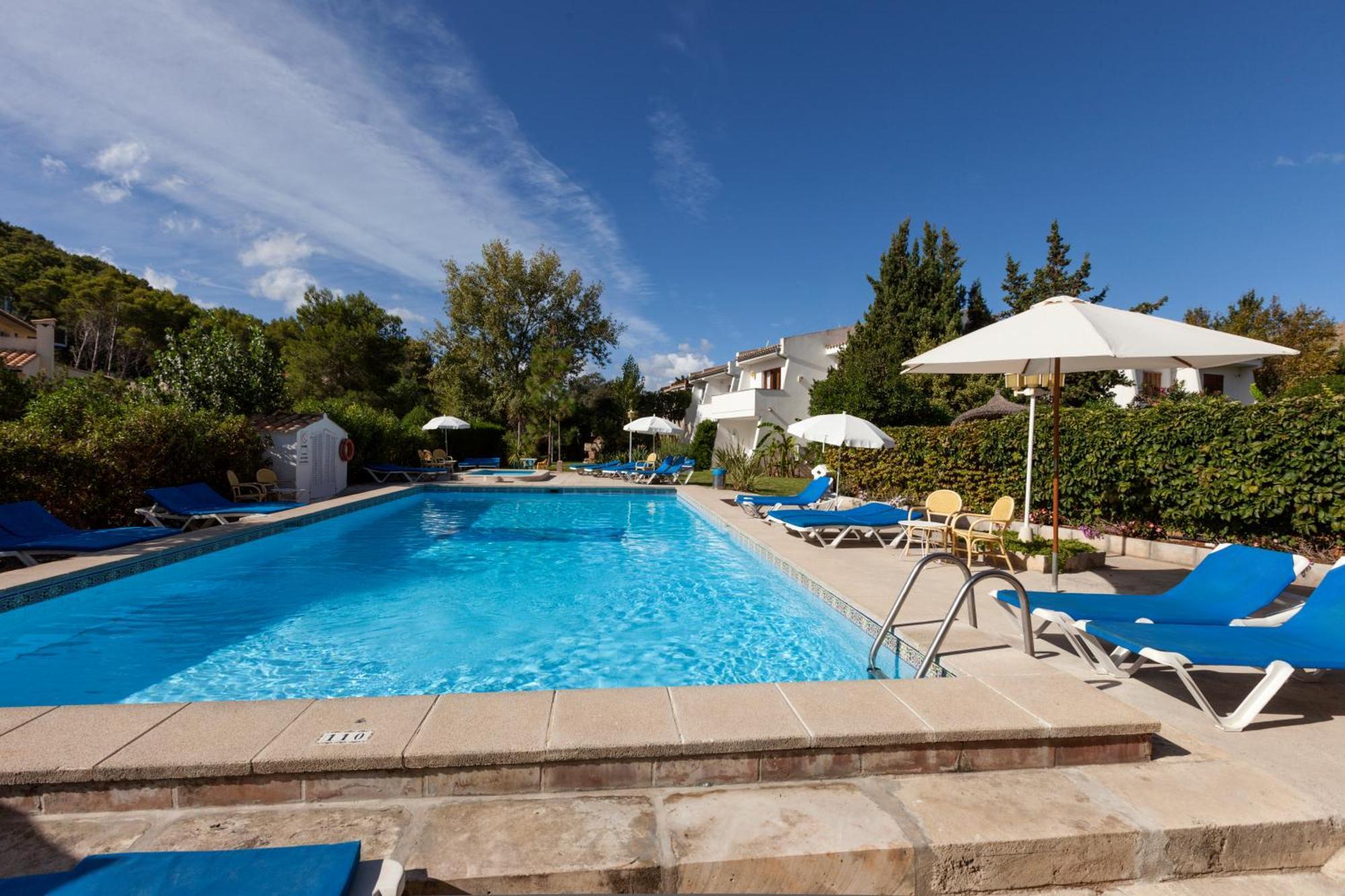 Apartamentos Leo Port de Pollença Kültér fotó