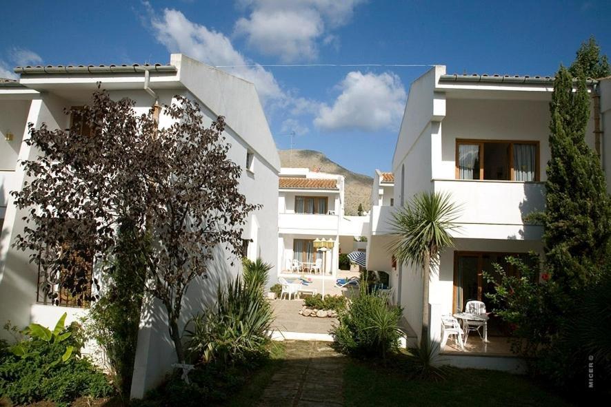 Apartamentos Leo Port de Pollença Kültér fotó