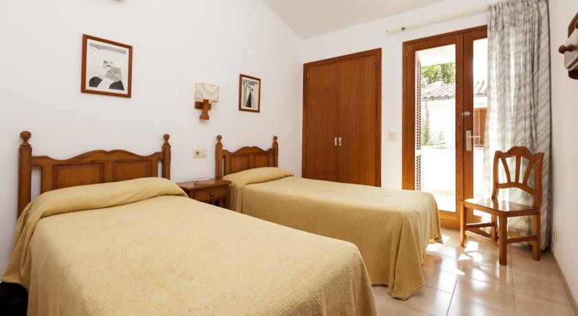 Apartamentos Leo Port de Pollença Kültér fotó